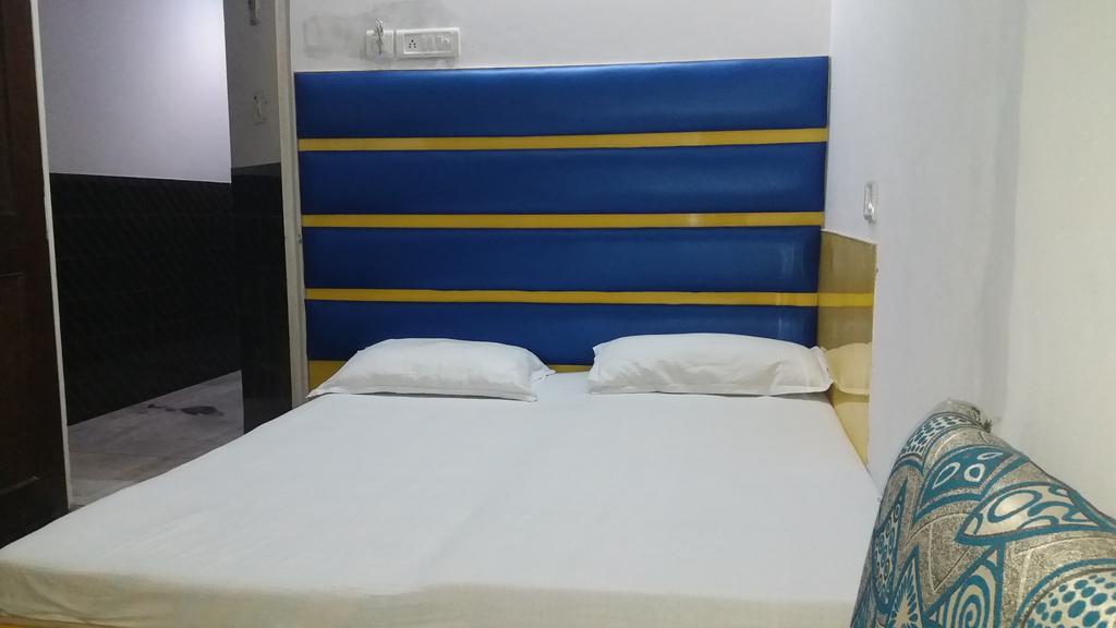 Hotel Kwality Nowe Delhi Zewnętrze zdjęcie