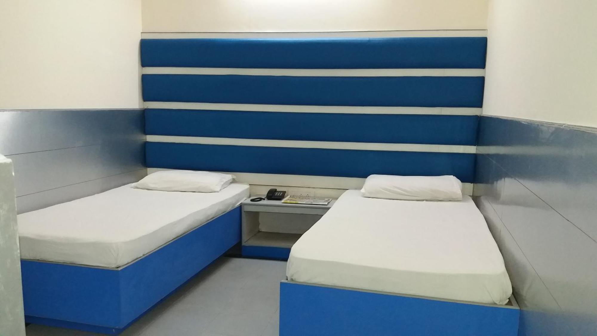 Hotel Kwality Nowe Delhi Zewnętrze zdjęcie